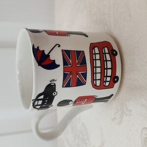 Price & Kensington mug city sight London England cup British guard flag bus taxi